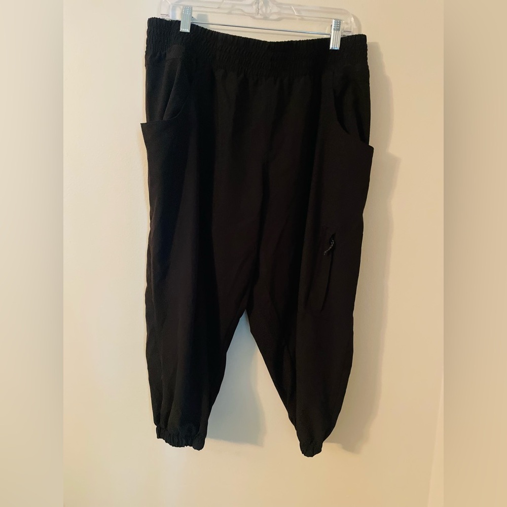 Avalanche Women’s XL joggers black​​